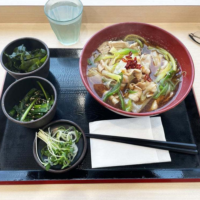 豚バラ葱中華そばに三陸わかめと鬼にらを追加で啜る（番外編）〜ゆで太郎〜
