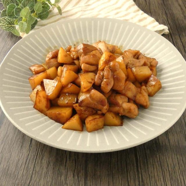 メイン材料2つ！「鶏肉とじゃが芋の甘辛炒め」