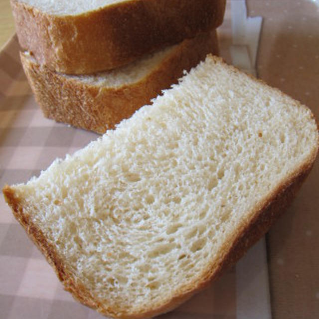 きなこと全粒粉のパン。