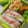 いもむし君のおにぎらず弁当