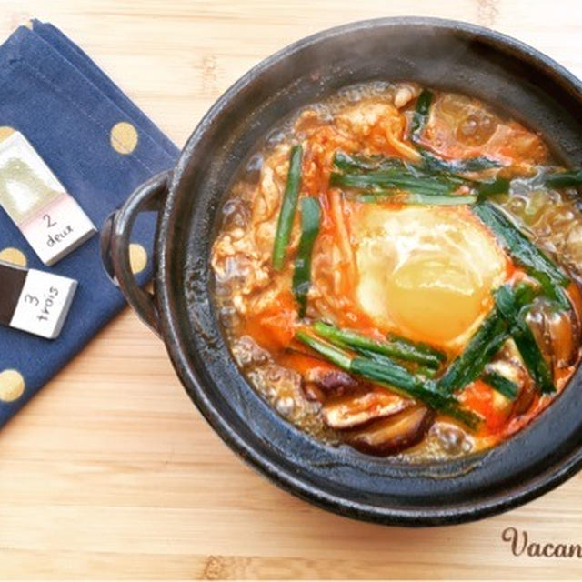 【簡単】【旨辛】家にあるもので作る豚キムチチゲうどん！