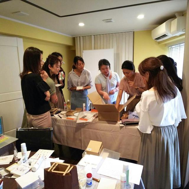 5/25東京ポーセラーツテクニカル1Dayレッスン「下地処理と絵付け」開催しました！