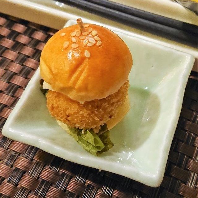 こぱん de 小パン!?★ワインと串揚げ こぱん★【那覇市久茂地】