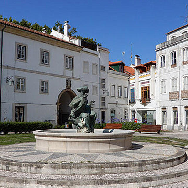 宮殿とアズレージョの旅ーアルコバサ修道院の楽しい彫刻達