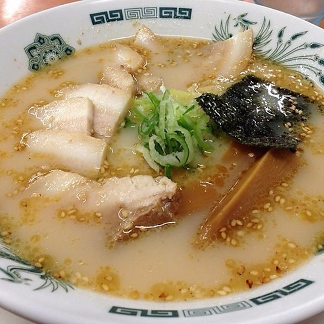 とんこつちゃーしゅーらーめん　日高屋　埼玉らーめん巡り