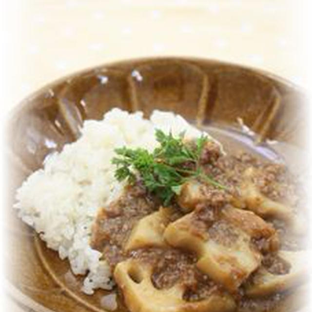 挽肉と蓮根のカレー。　とお昼ご飯。