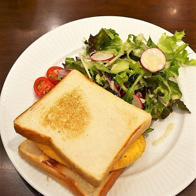 オムレツサンド♡HARBS