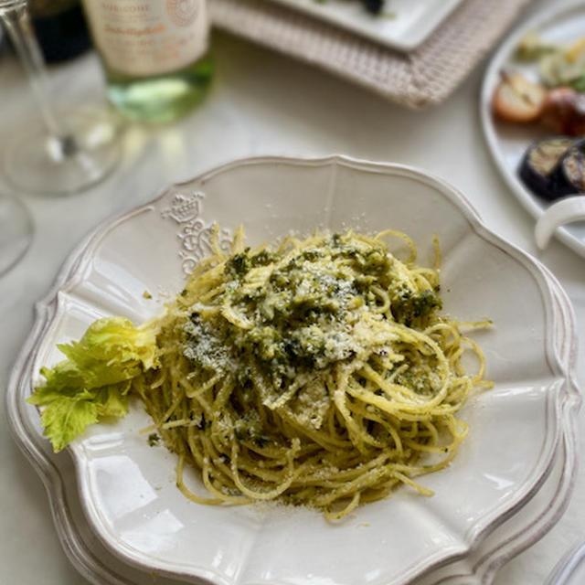 セロリの葉っぱのスパゲッティ