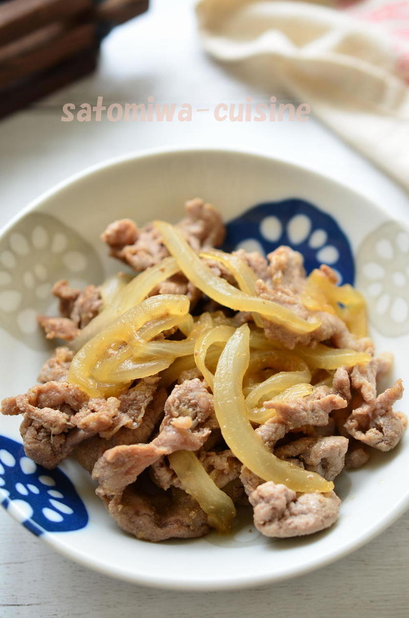 めんつゆで簡単！【ご飯に合う豚肉と玉ねぎのスパイス炒め】味付け簡単☆ご飯がすすむ！