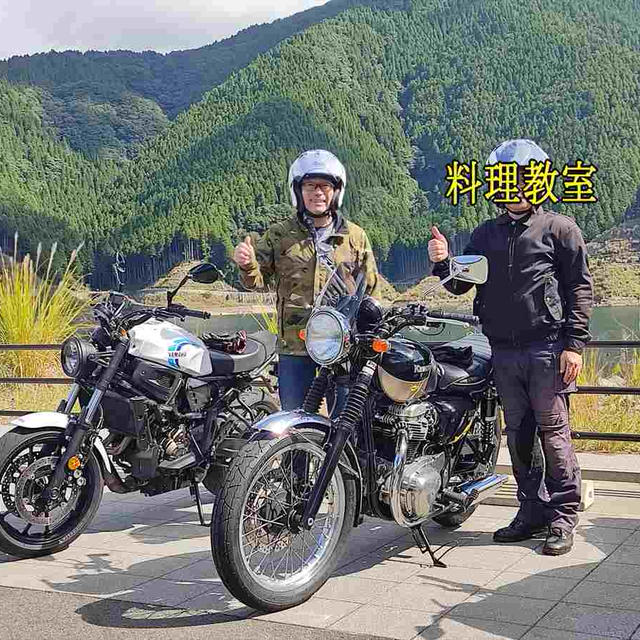 XSR700でツーリング、朝倉交通公園8の字練習その流れで湯布院岩下コレクション、何時もと違うルートで行きました