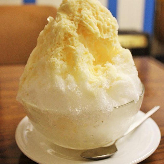 岡山県にある「喫茶　カニドン」さんはかき氷のミルク金時発祥のお店！でミルク氷を頂く