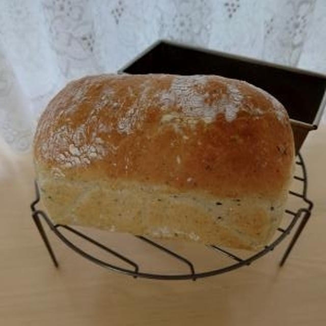 醤油麹黒ごまミニ食パン🎵明太子チーズバターフランス🎵