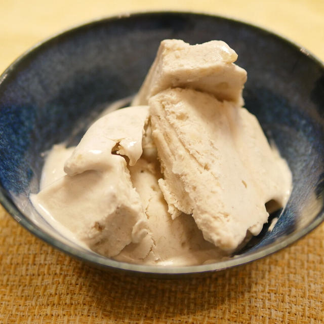 【レシピ】簡単すぎる手作りアイス「バナナ アイスクリーム」。冷やすだけならバナナシェイク」