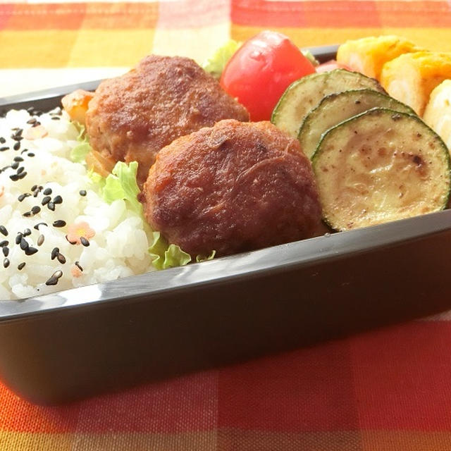 煮込みハンバーグののっけ弁当