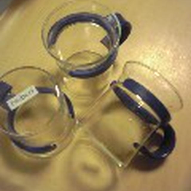 気分転換に、ガラスのカップでコーヒーを！