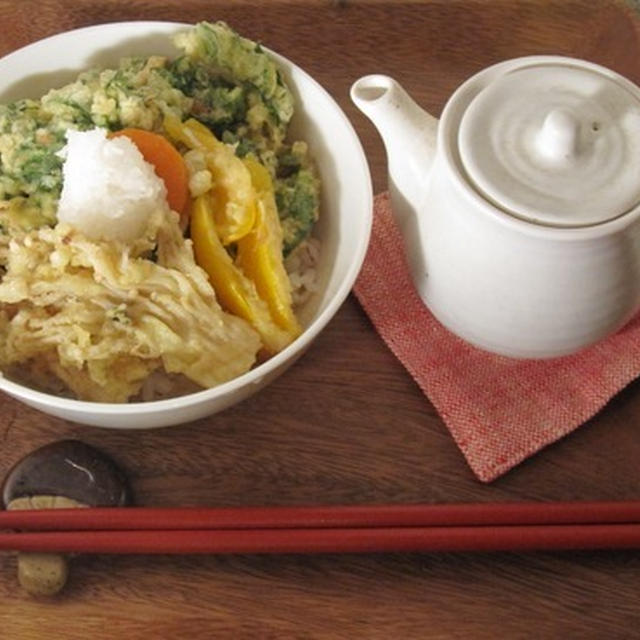 春菊と沼海老のかき揚げ丼