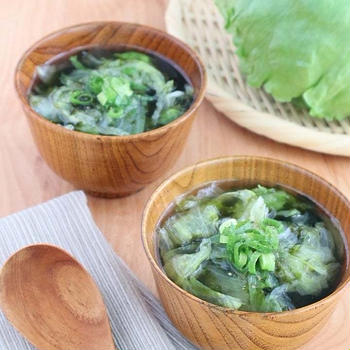 【#腸活レシピ】食物繊維たっぷり！レタスと海苔の中華風スープ
