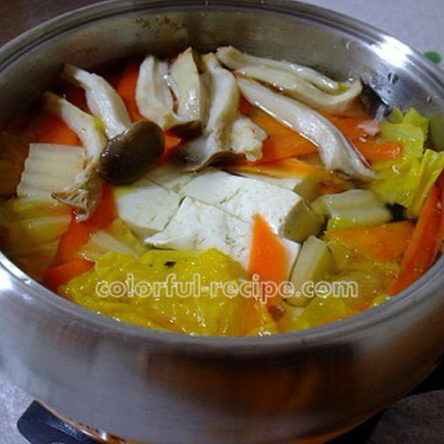 冬の定番！野菜たっぷりの湯豆腐鍋