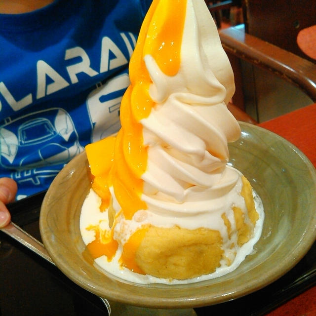 今日は暑かった！おやつはソフトクリーム～麻布茶房