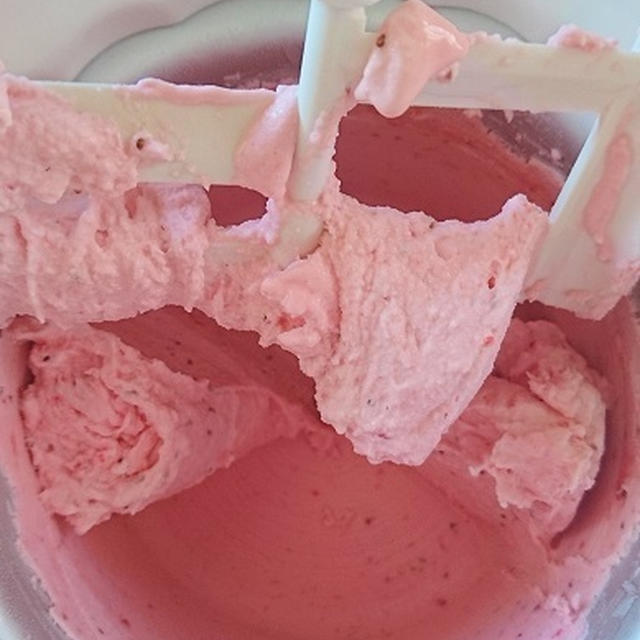 パステルカラーのアイスクリーム。