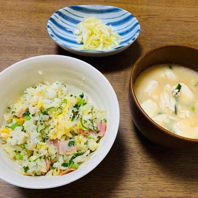 【母のご飯シリーズ】焼き飯Lunch　/　鯵フライDinner