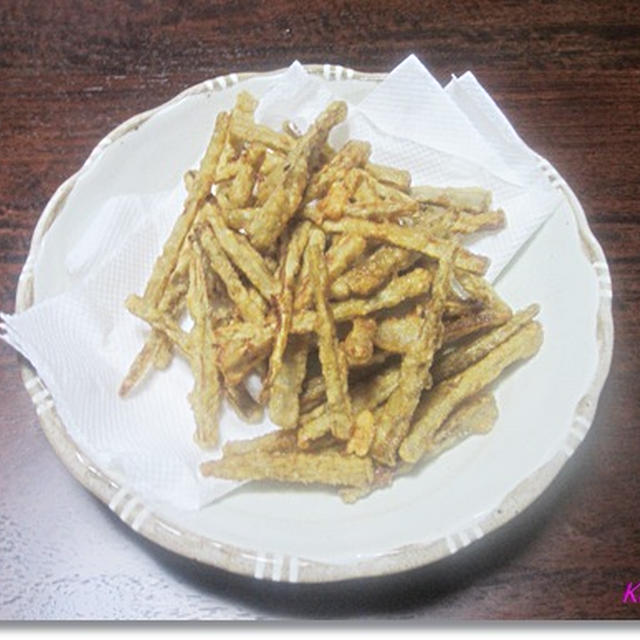 ごぼうの唐揚げ　にんにく醤油があとひくおいしさ