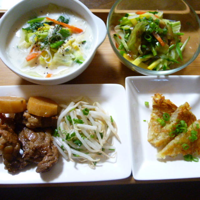 豚バラ軟骨のこっさり煮とやっぷり野菜のサラダの献立　夕ご飯