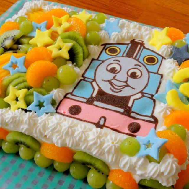 ぴよ三郎 3歳 トーマスケーキが出来るまで By よんぴよままさん レシピブログ 料理ブログのレシピ満載