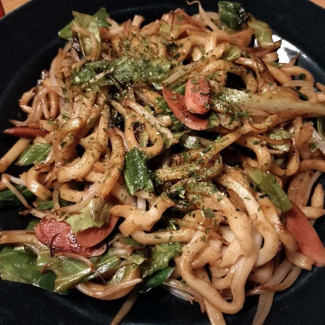 焼きそばの残り粉ソースで焼きうどん