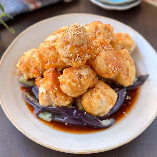 これぞ夏にさっぱり食べたい☆トロトロナスの塩レモン唐揚げ