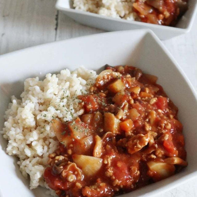 たっぷり野菜の和風トマトキーマカレー