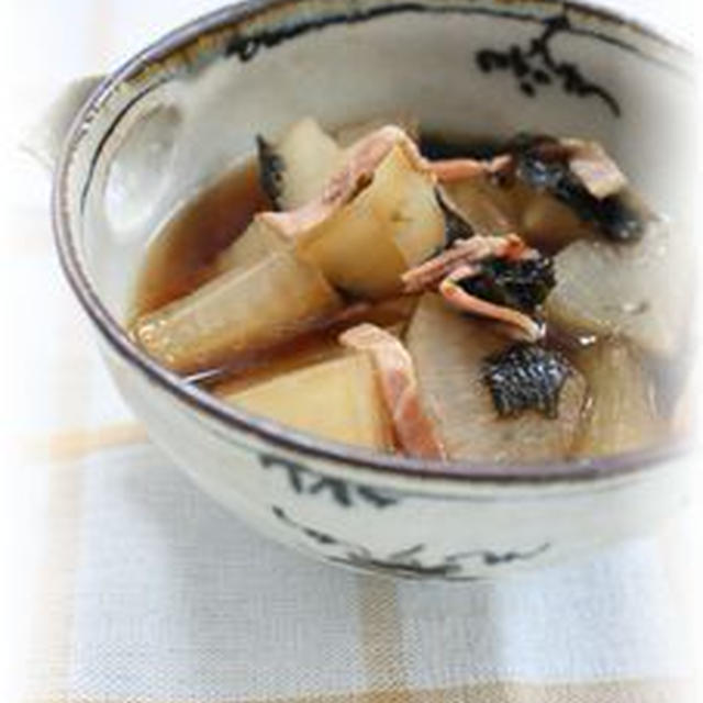 大根の海苔ベーコン煮。　と朝御飯。