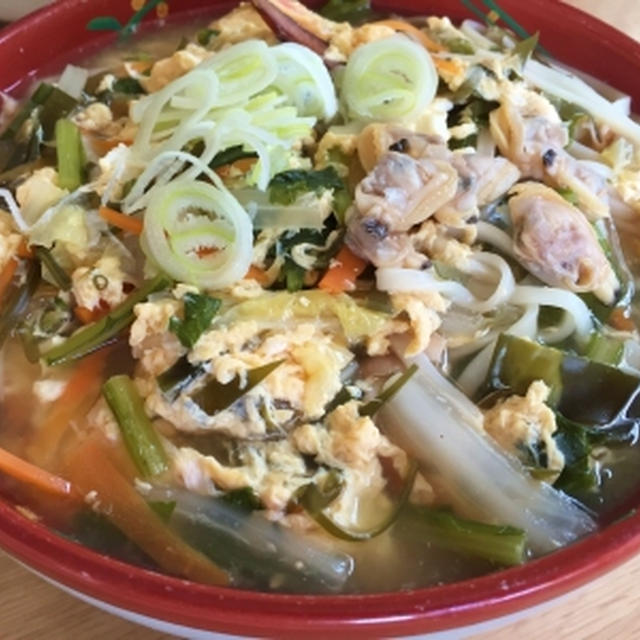 出汁の効いた野菜たっぷり讃岐うどん＆のんちゃん・れお君ママのお豆腐の焼売♪