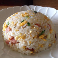 白だしとごま油風味の卵チャーハン