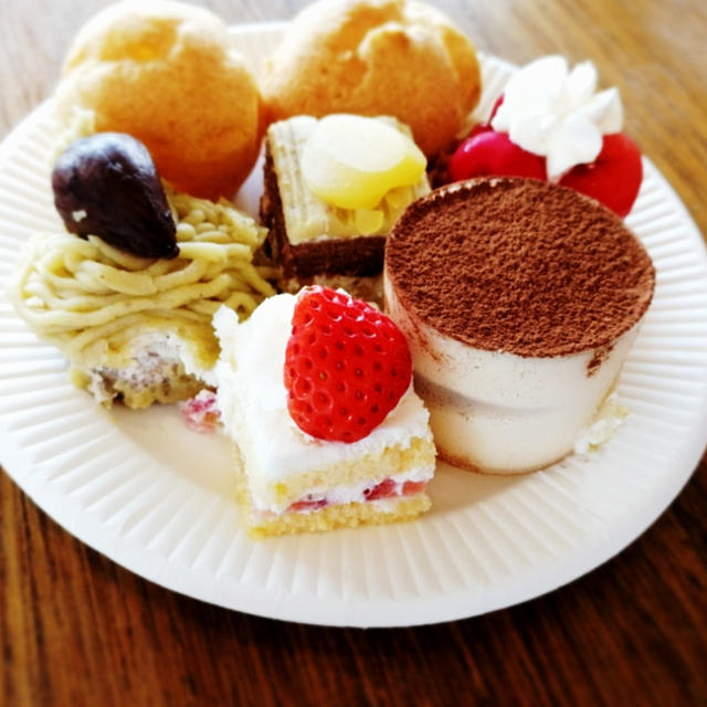 カロリーめちゃめちゃ摂取しました(-ω-｡)