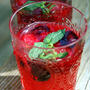 Pink Lemonade with Raspberry and Cherryラズベリーとチェリー入りルビー色のレモネード
