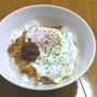 なっ玉コク辛夜食丼