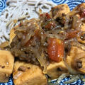 チャヤマクロビの大豆ミートで本格うまさの麻婆豆腐 トマトと高野豆腐を入れて日本蕎麦と合わせました