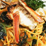 ■昼パスタ【蟹トマトクリームパスタ】市販のソースに焼き蟹乗せました♪