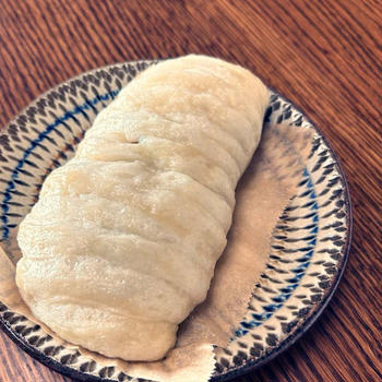 手作りあんこを包んだ花巻