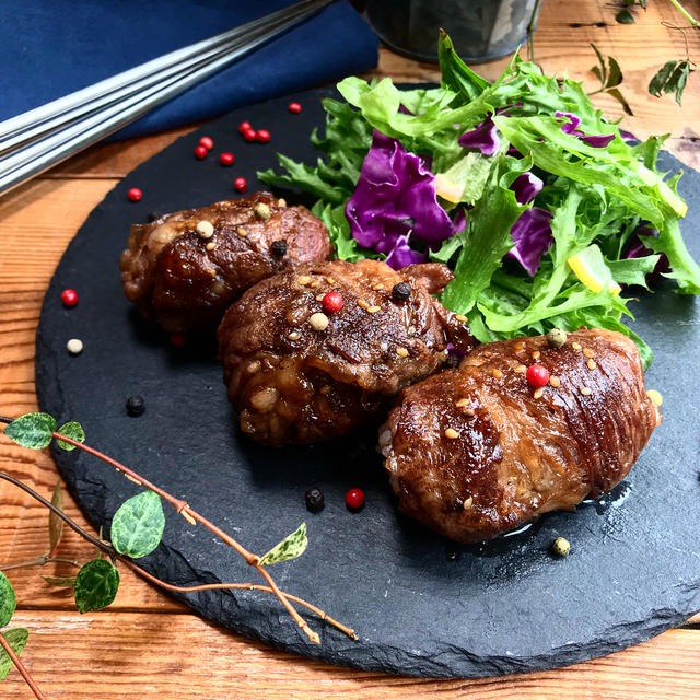 焼肉のたれで簡単！肉巻きおにぎり♡【#簡単レシピ#ごはん】