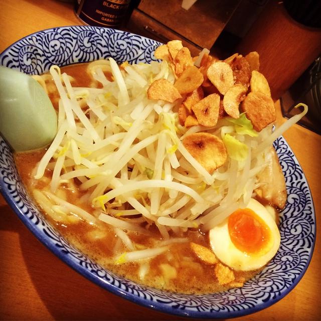 野菜、背脂どっかーん！な「どてちんらーめん」♪