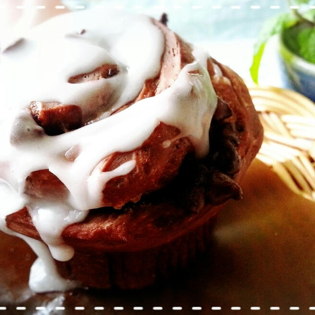 チョコた～っぷり♡アイシングた～っぷり♡自分好みの甘甘甘～いパン焼きました♬(￣∇￣*)ゞ