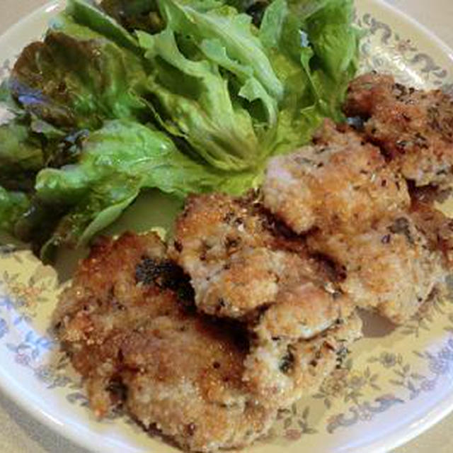 フライパンで焼くだけ　鶏肉のパン粉焼き　