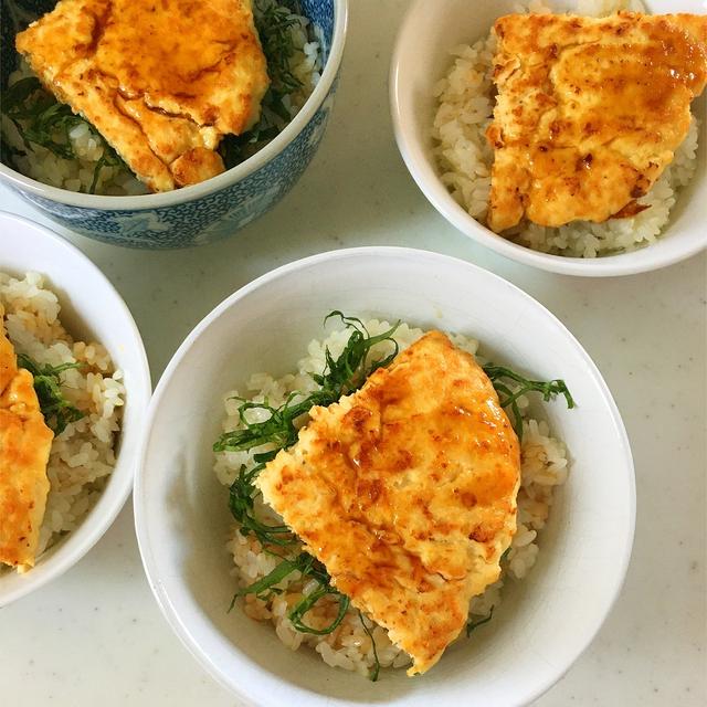 鶏つくね丼