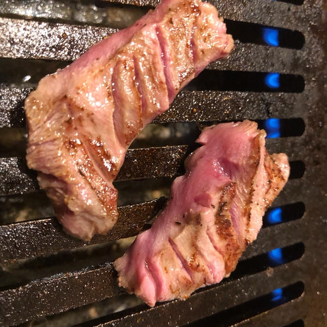 【あざみ野】牛８ USHIHACHI　あざみ野店　黒毛和牛の雌牛が手頃な価格で楽しめる