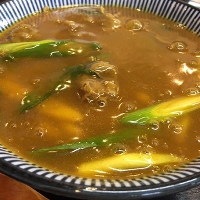 カレーうどんと巻物で夕飯