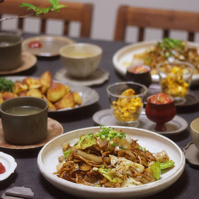 【献立】焼きそばと、かぼちゃとナッツのメープルサラダと、焼きじゃがなど。～エコキュートの恩恵、今月はキタ！～