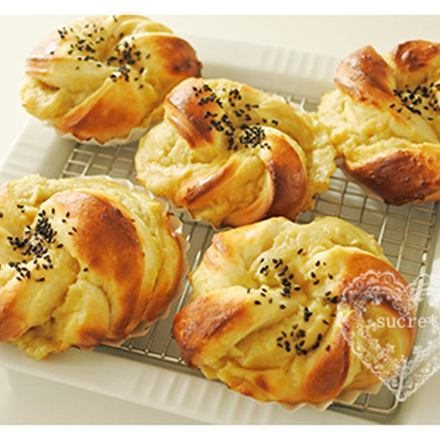 *　スイートポテトねじりパン。　*