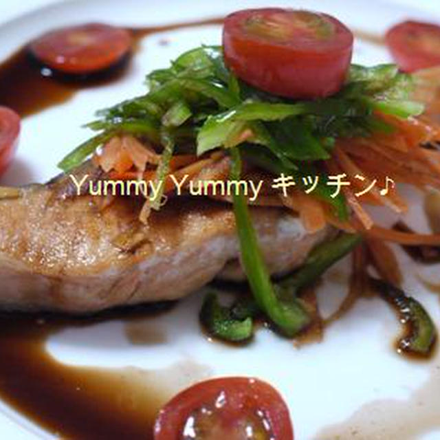 美的!!サーモンソテー☆バルサミコサラダ仕立て＆フランスパン風食パン♪